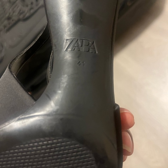 Zara Black Slingback kitten Heels with Bow - Picture 8 of 10